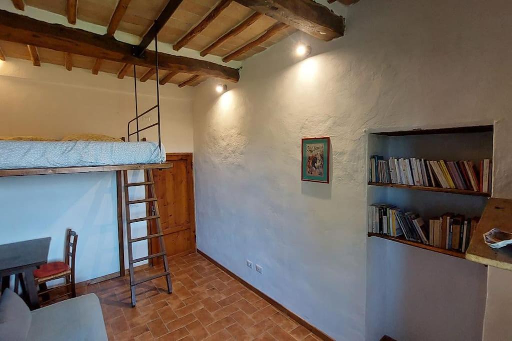 Piccolo Appartamento Monticiano Zewnętrze zdjęcie